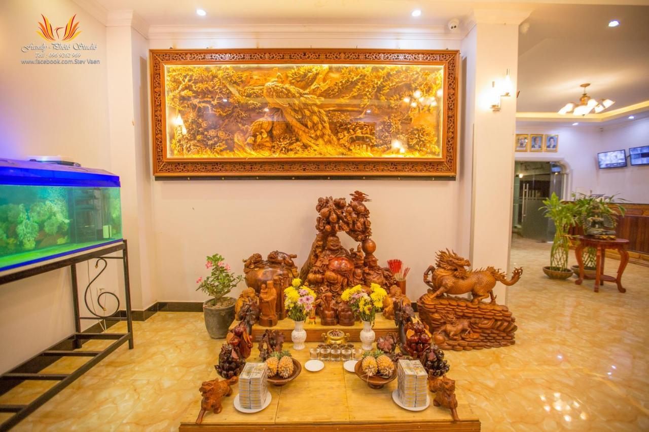 Jasmine Hotel& Sky Bar Battambang Esterno foto