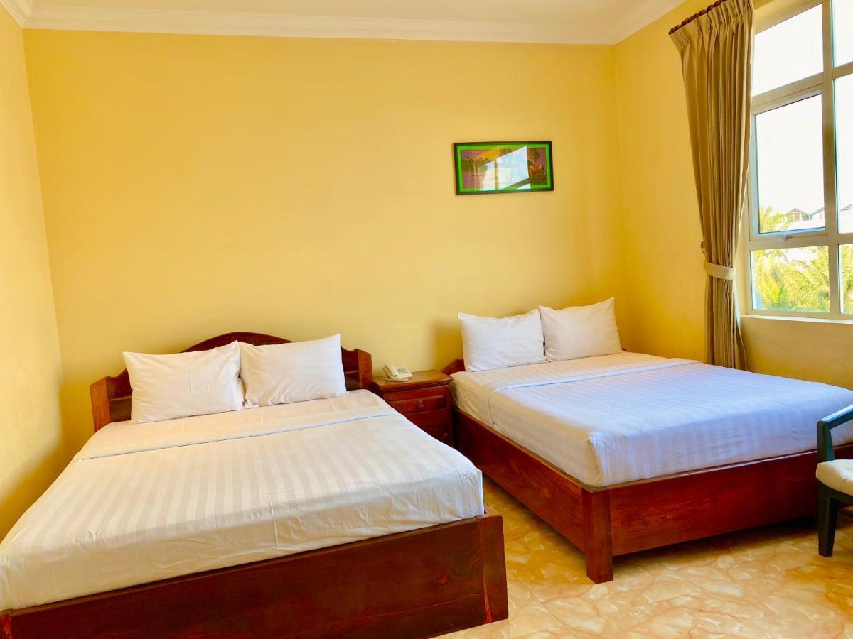 Jasmine Hotel& Sky Bar Battambang Esterno foto