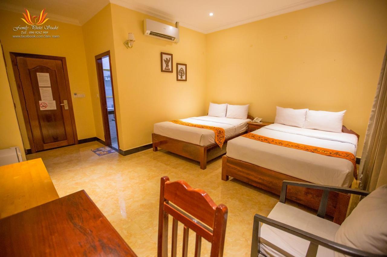 Jasmine Hotel& Sky Bar Battambang Esterno foto