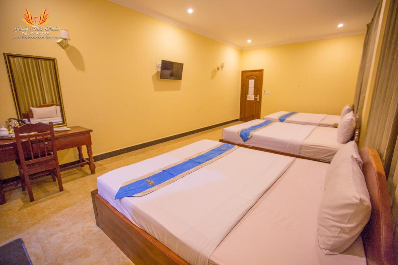 Jasmine Hotel& Sky Bar Battambang Esterno foto