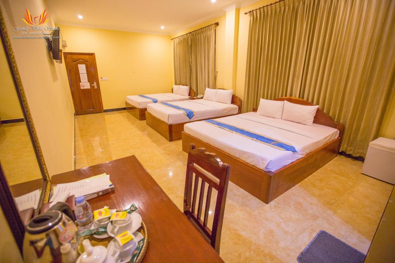 Jasmine Hotel& Sky Bar Battambang Esterno foto