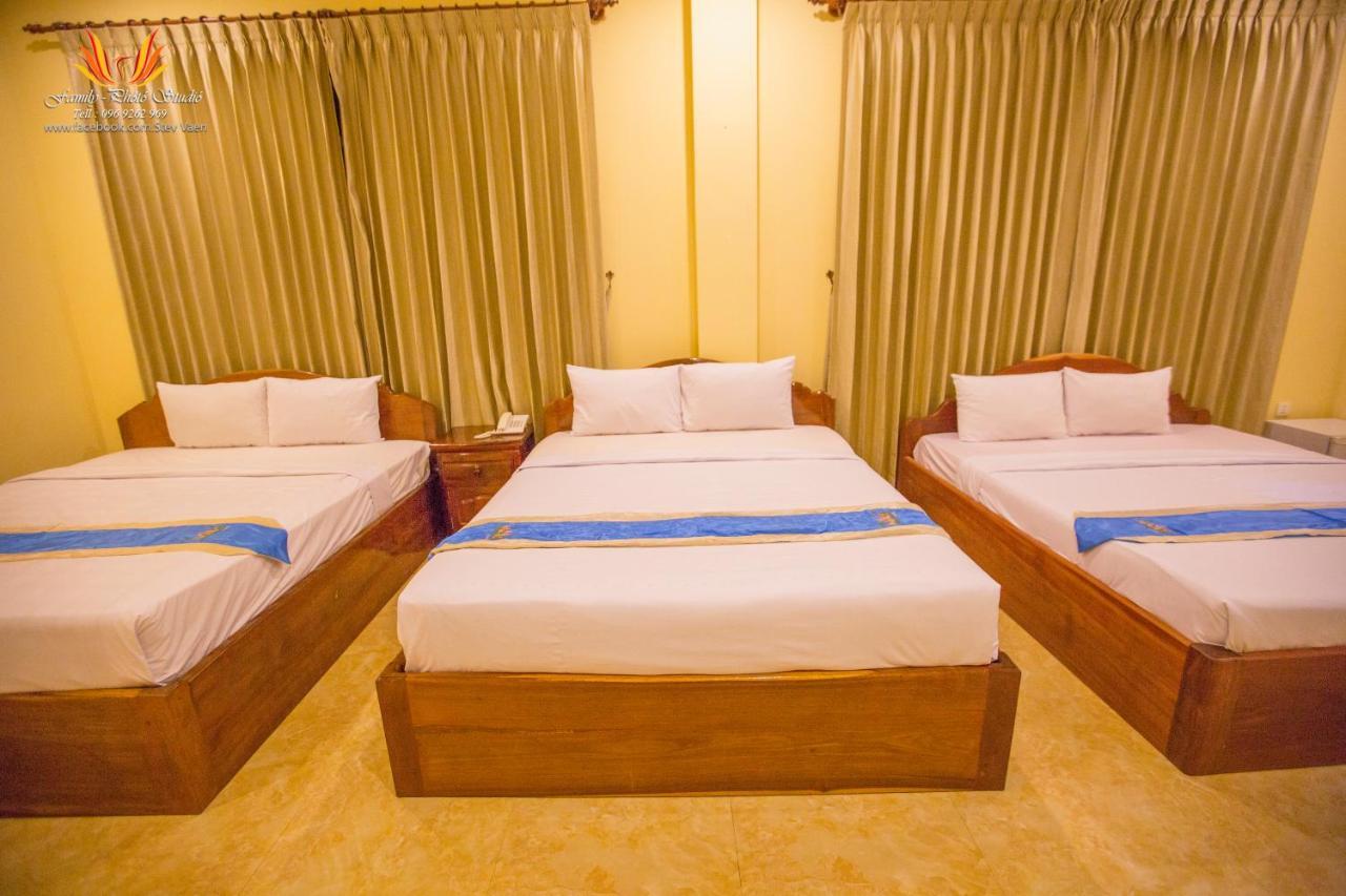 Jasmine Hotel& Sky Bar Battambang Esterno foto